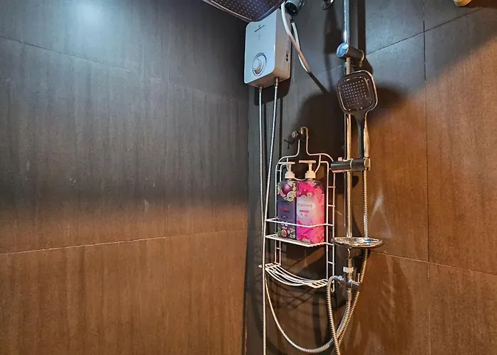 Apartment Casa Rosa1 2br In Bgc 5th Ave Wifi 300 Mbps 5 Pax Manila